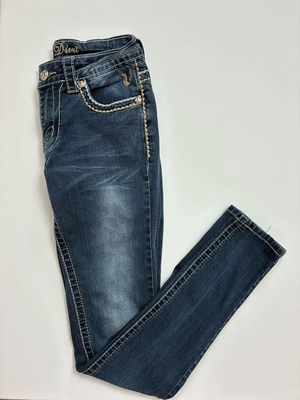 Vivi Diva Blinged Crosses Embroidered Back pockets Skinny Jeans low rise